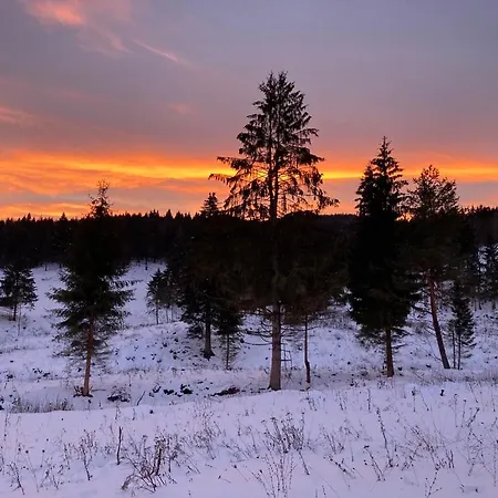 Dağ evi Na Samote Pod Skalou - Digitalny Detox Velicna