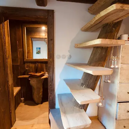 Na Samote Pod Skalou - Digitalny Detox Dağ evi