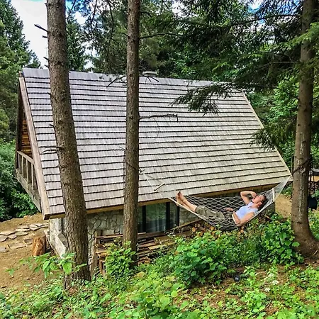 Na Samote Pod Skalou - Digitalny Detox Dağ evi *